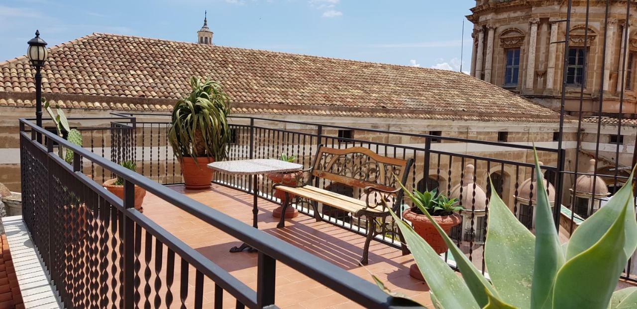 Palazzo Viola Suite Panoramica Palermo Bagian luar foto